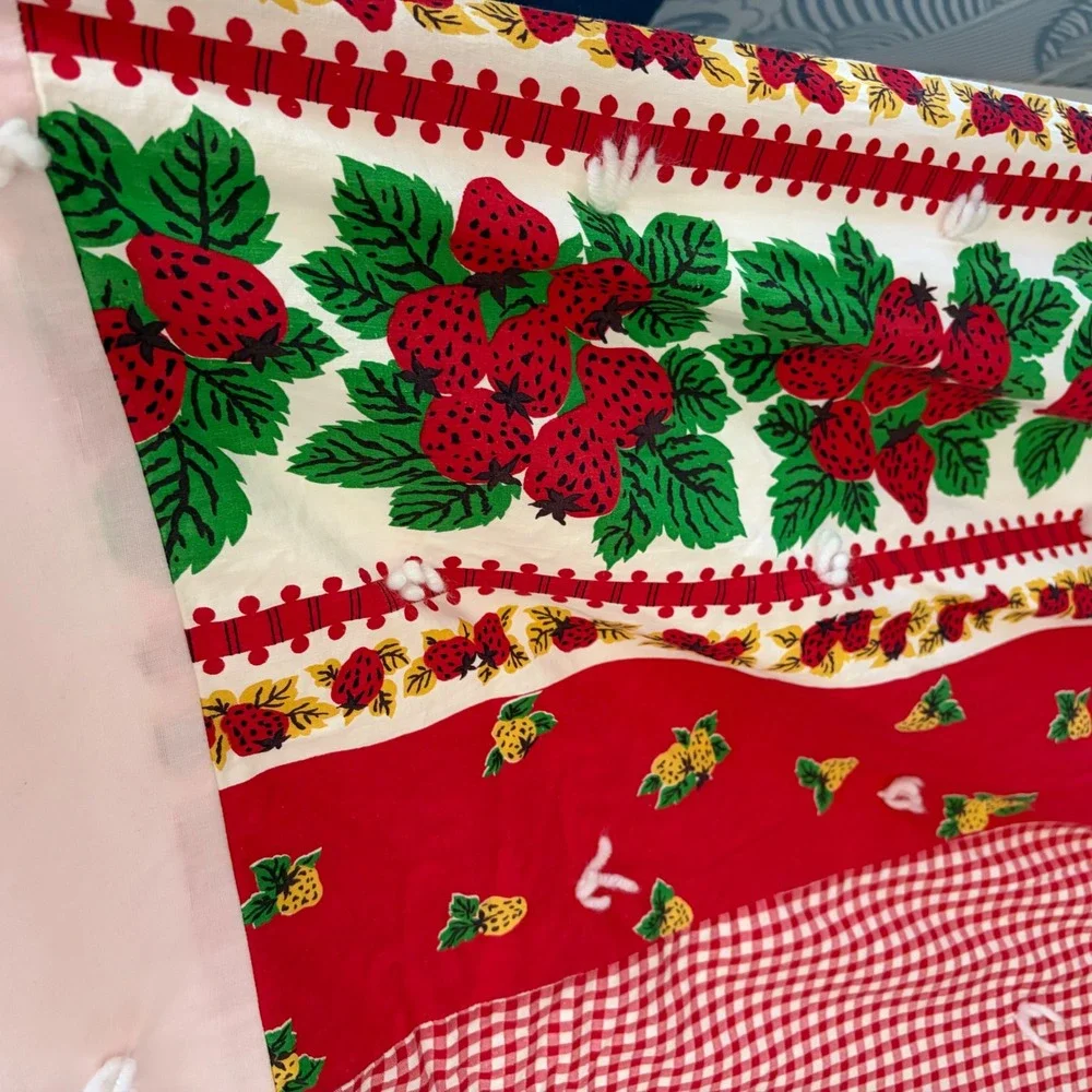 Vintage Red Patchwork Tied Quilt Comforter Strawberry Bandana Gingham 86x78 READ